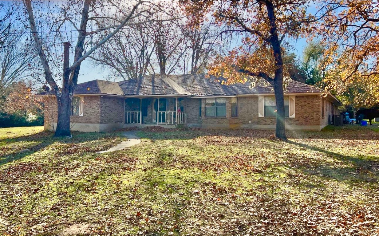 2410 State Highway 95 Elgin, TX 78621 - Photo 5 of 19