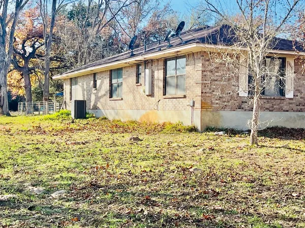 $549,000 | 2410 State Highway 95, Elgin, TX 78621