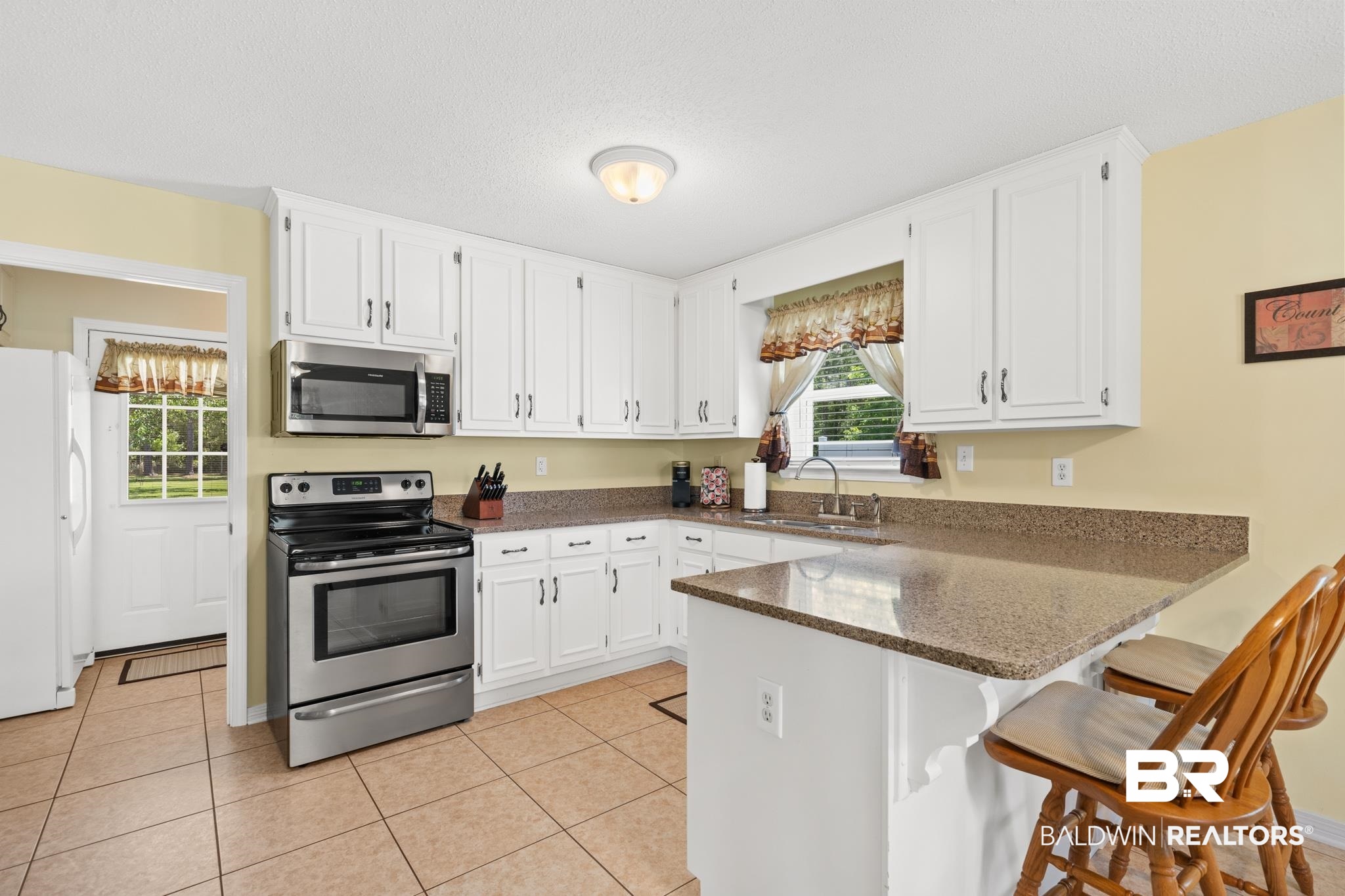 28209 Slapout Road Robertsdale, AL 36567 - Photo 12 of 38