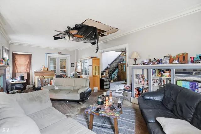 $179,900 | 831 South Center Street, Terre Haute, IN 47807