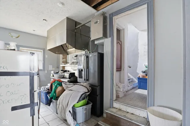 $179,900 | 831 South Center Street, Terre Haute, IN 47807