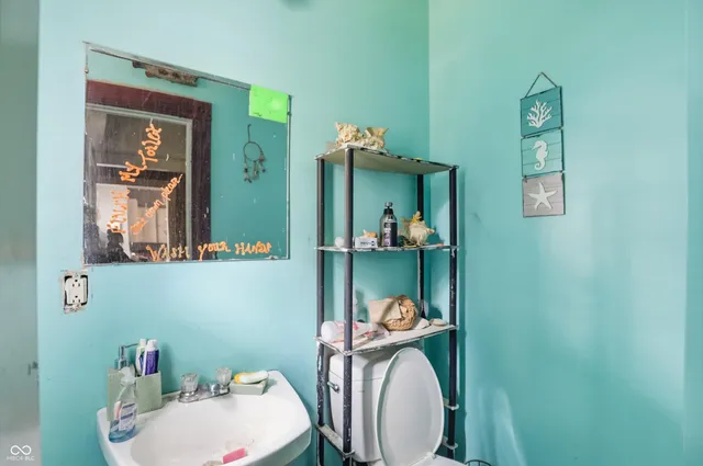 $179,900 | 831 South Center Street, Terre Haute, IN 47807