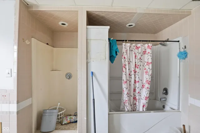 $179,900 | 831 South Center Street, Terre Haute, IN 47807