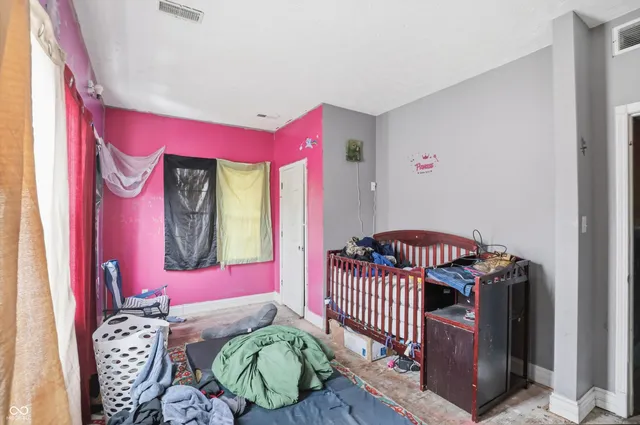 $179,900 | 831 South Center Street, Terre Haute, IN 47807