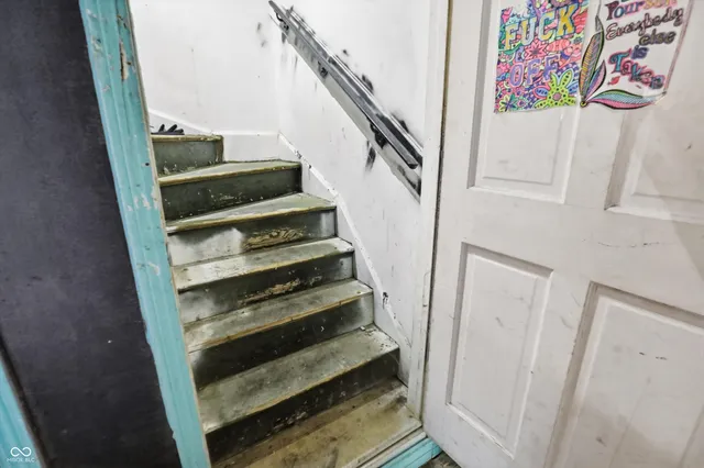 $179,900 | 831 South Center Street, Terre Haute, IN 47807