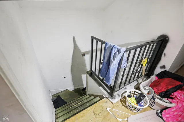 $179,900 | 831 South Center Street, Terre Haute, IN 47807