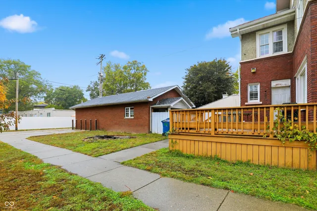 $179,900 | 831 South Center Street, Terre Haute, IN 47807