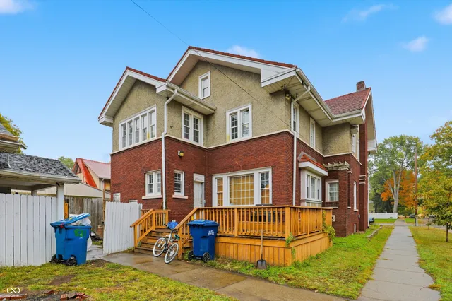 $179,900 | 831 South Center Street, Terre Haute, IN 47807