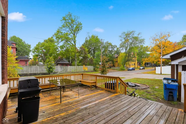 $179,900 | 831 South Center Street, Terre Haute, IN 47807