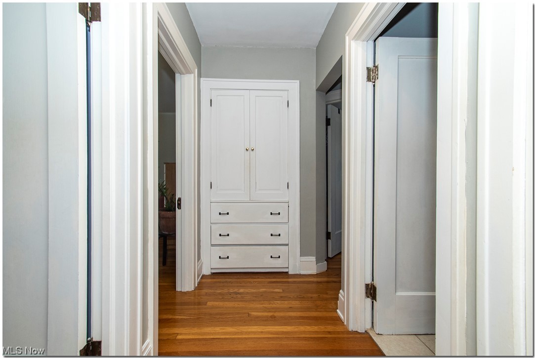 3306 Clarendon Road Cleveland, OH 44118 - Photo 16 of 35 Gallery Image 16