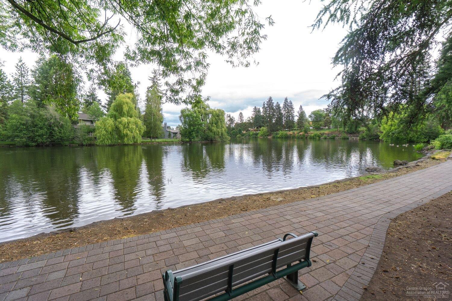924 Northwest Riverside Boulevard Bend, OR 97703 - Photo 14 of 17 Additional Photo