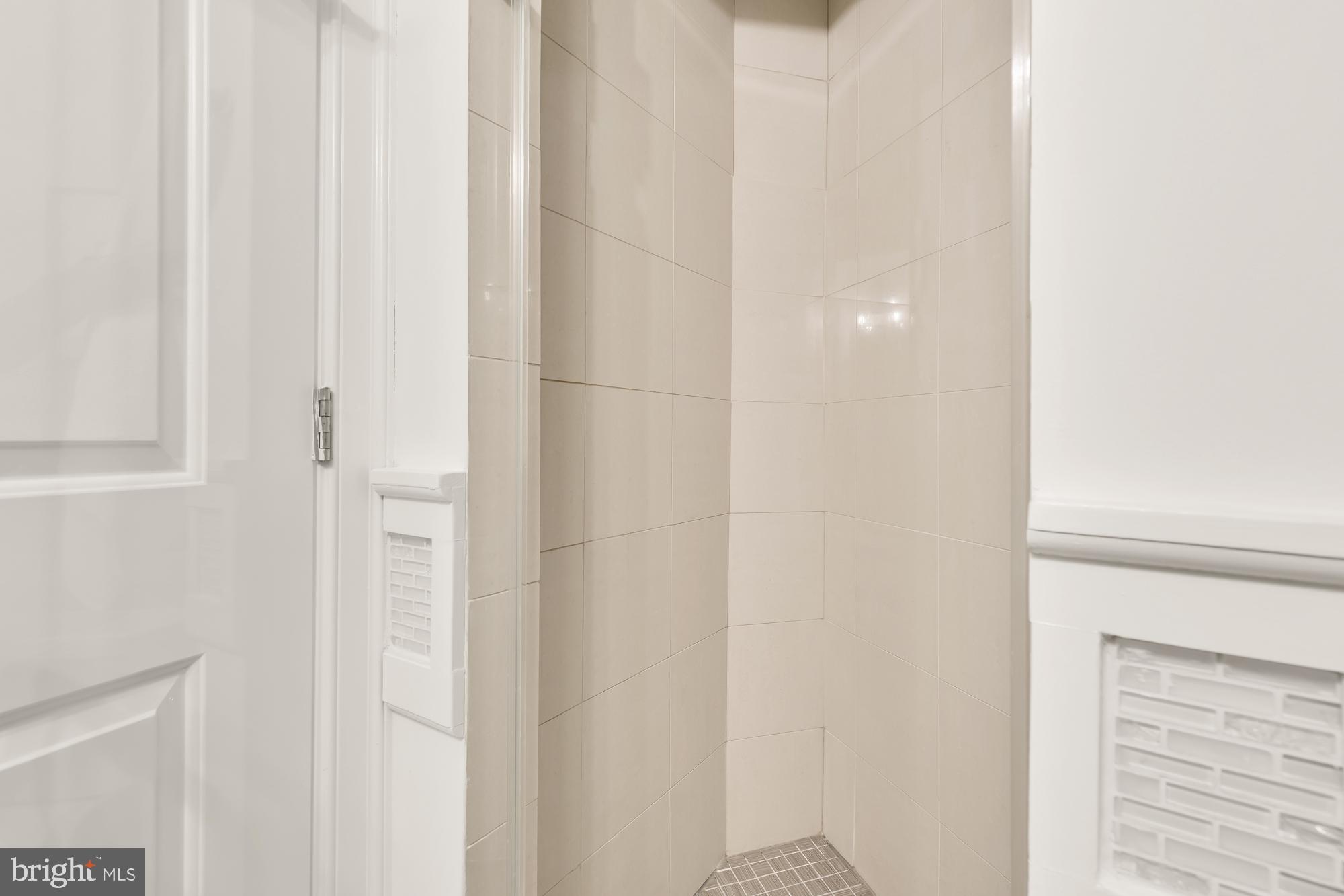 3324 18th Street Northwest, Unit 6 Washington, DC 20010 - Photo 19 of 24