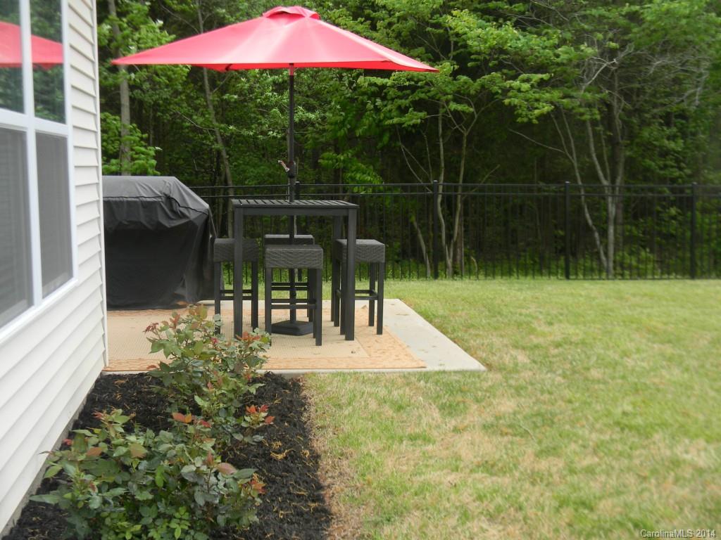 4414 Hubbard Road, Unit 76 Charlotte, NC 28269 - Photo 21 of 22 Gallery Image 21