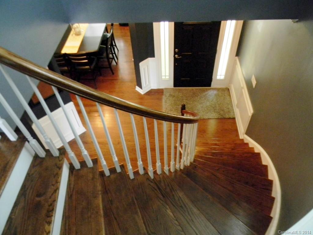 4414 Hubbard Road, Unit 76 Charlotte, NC 28269 - Photo 4 of 22 Gallery Image 4