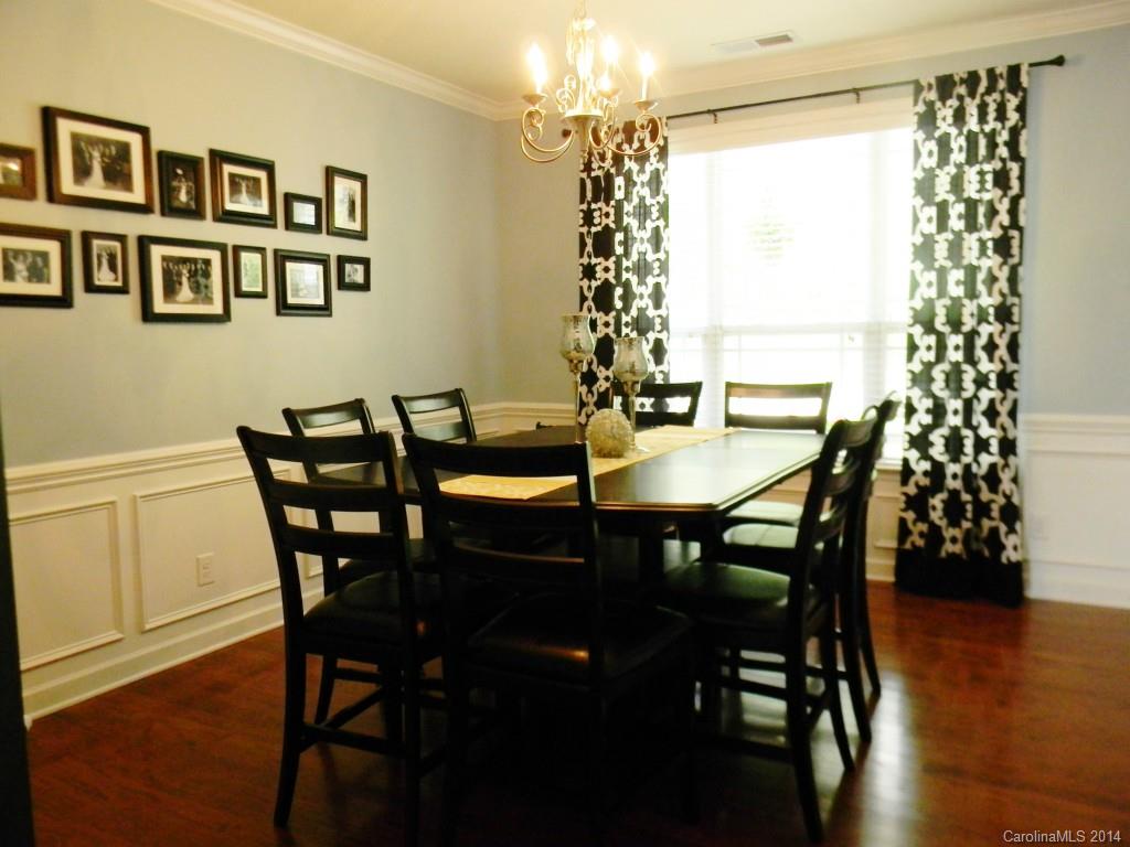 4414 Hubbard Road, Unit 76 Charlotte, NC 28269 - Photo 5 of 22 Gallery Image 5