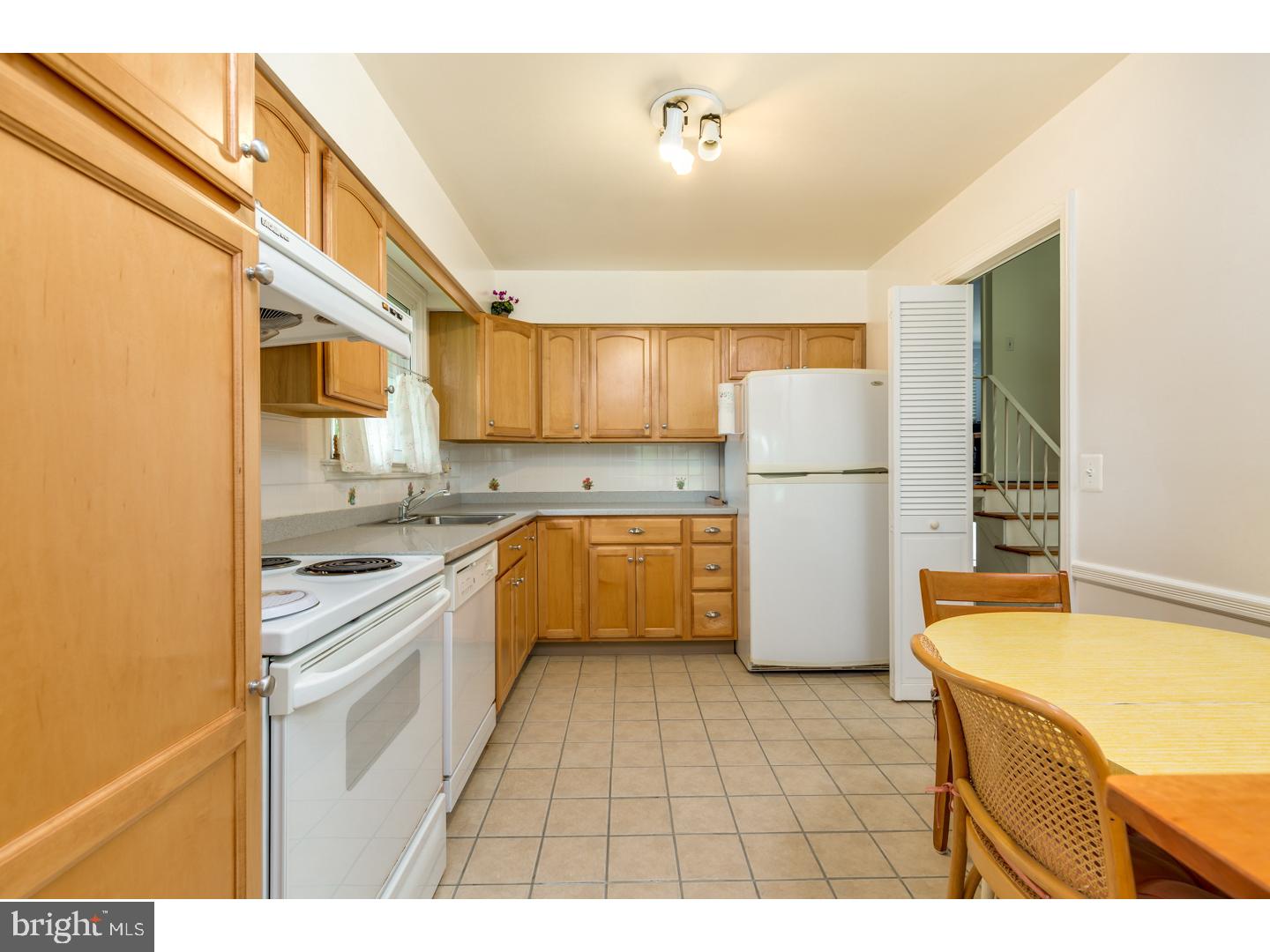 1111 Greenbriar Road Cherry Hill, NJ 08034 - Photo 8 of 25 Gallery Image 8