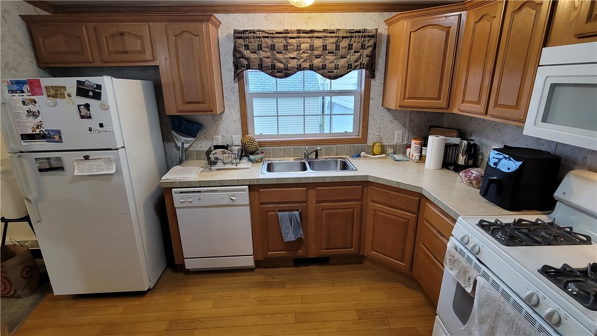 6301 Lambert Street Victor, NY 14564 - Photo 16 of 31