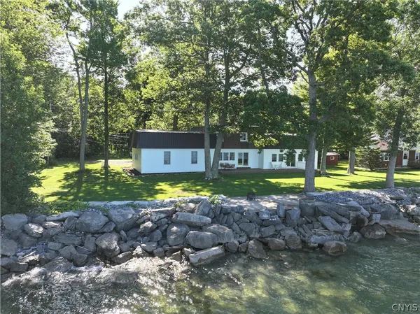 $639,000 | 22341 Luff Shores Lane, Lyme, NY 13693