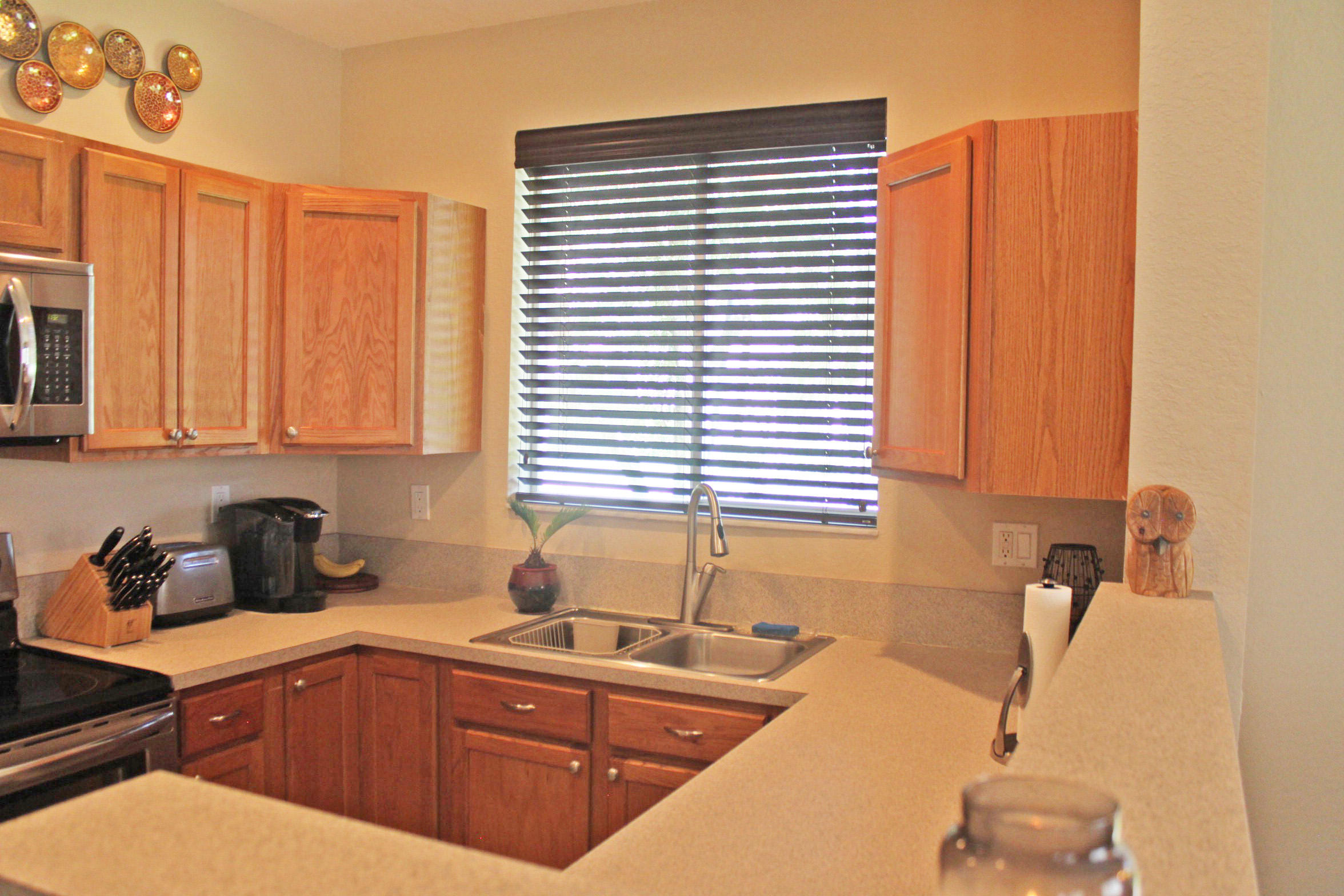 3027 Laurel Ridge Circle Riviera Beach, FL 33404 - Photo 9 of 36 Kitchen5