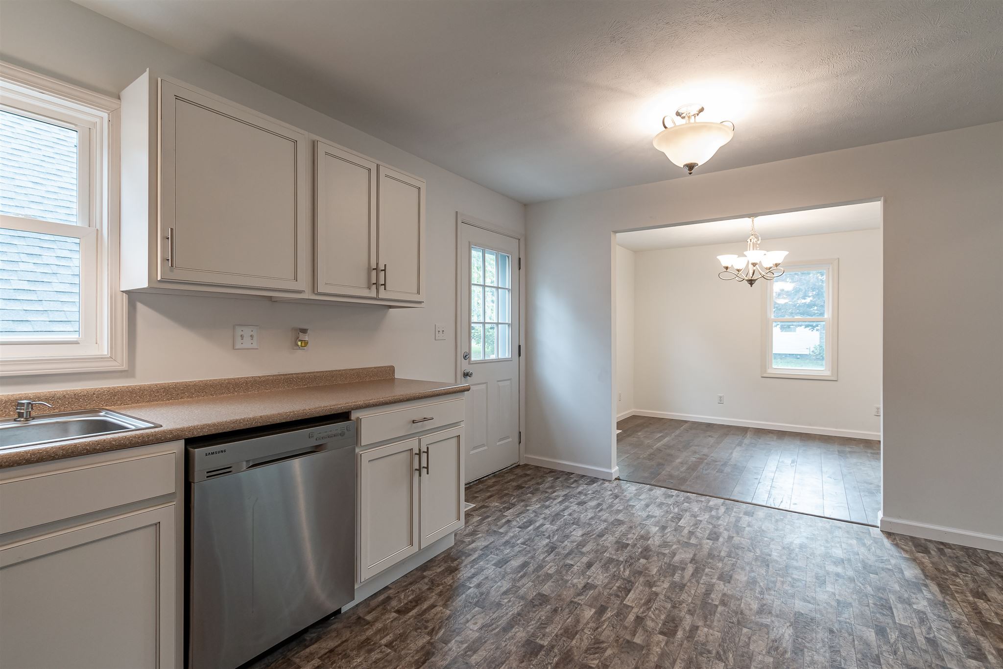56134 Currant Road Mishawaka, IN 46545 - Photo 8 of 36 Gallery Image 8