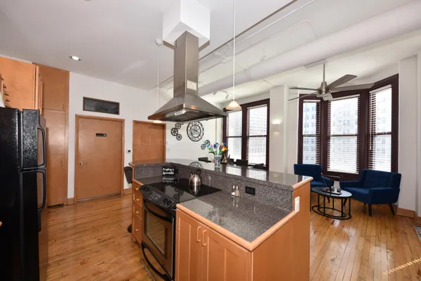 $200,000 | 108 West Wells Street, Unit 4C, Milwaukee, WI 53203
