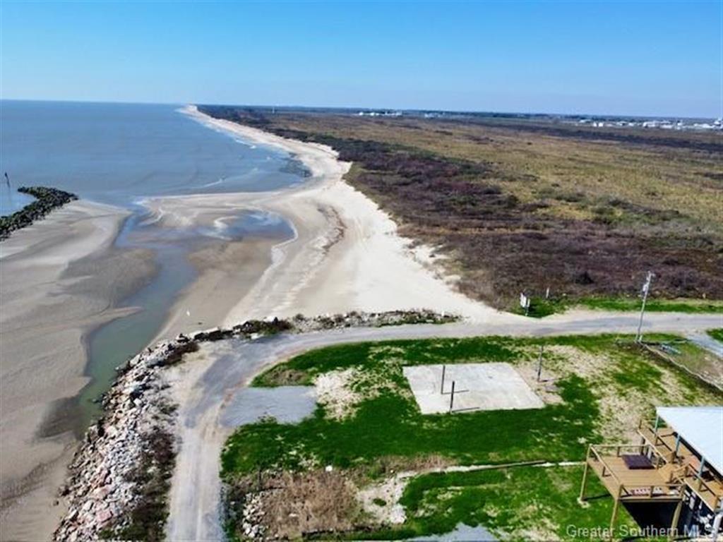 335 Long Beach Road Cameron, LA 70631 - Photo 8 of 17 Gallery Image 8