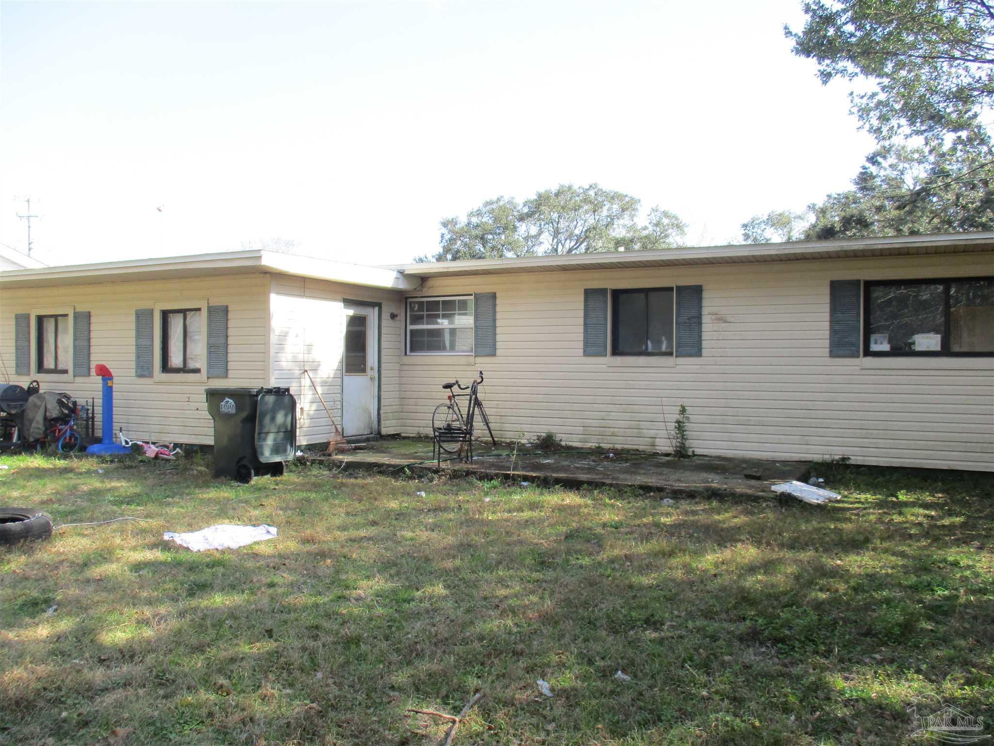 944 East Montclair Road Pensacola, FL 32505 - Photo 2 of 16 Gallery Image 2