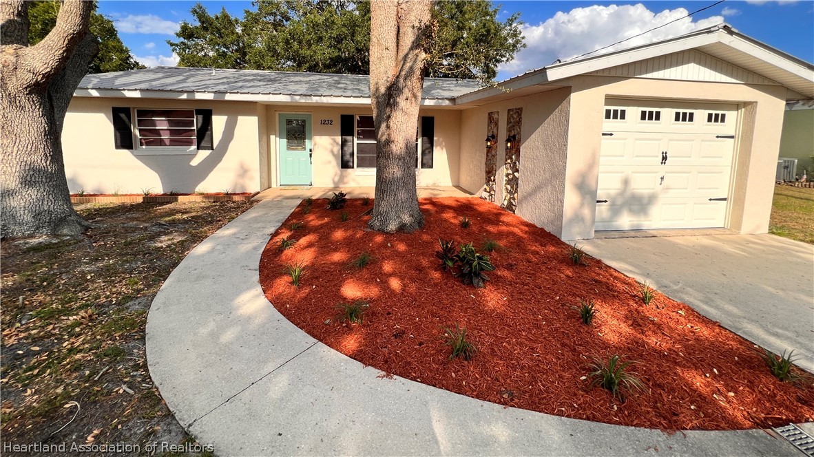 1232 Forest Road Sebring, FL 33872 - Photo 1 of 26 Gallery Image 1