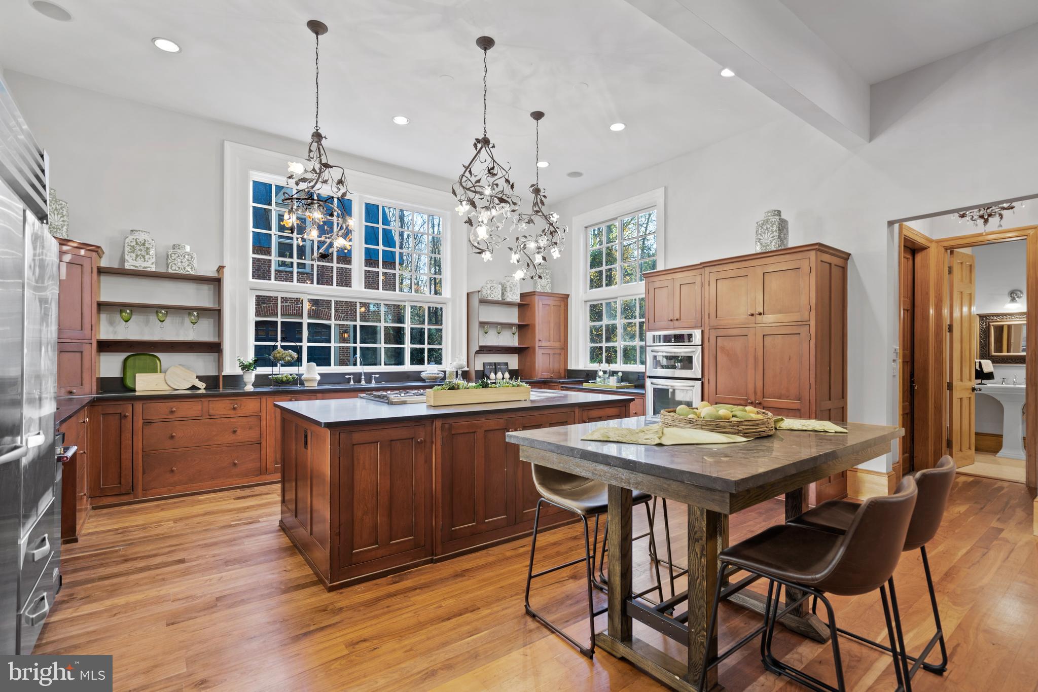 1022 Towlston Road McLean, VA 22102 - Photo 28 of 102 Gallery Image 28