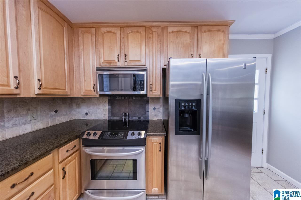 1905 Greenvale Road Birmingham, AL 35226 - Photo 6 of 35