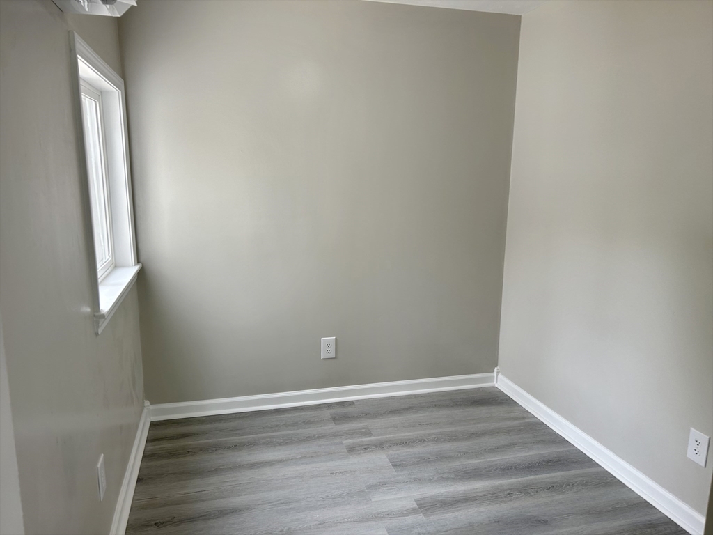 100 Westminster Road Weymouth, MA 02189 - Photo 15 of 22