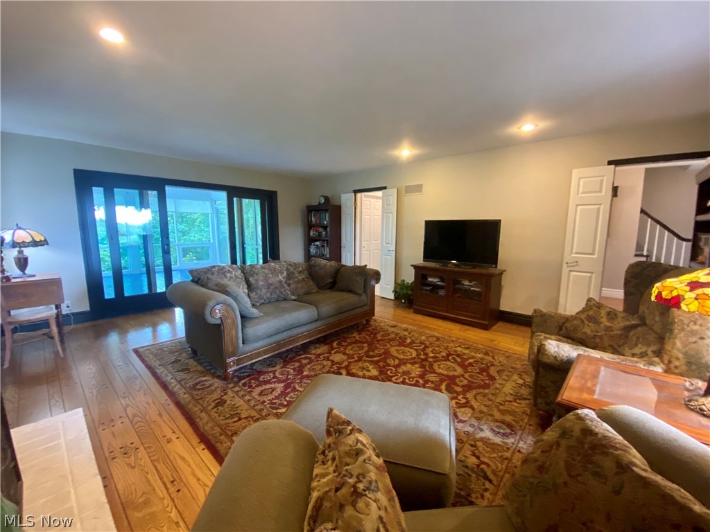 2129 Cambridge Road Coshocton, OH 43812 - Photo 4 of 35 Gallery Image 4