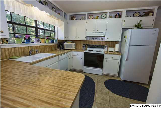 2134 Sandlin Road Birmingham, AL 35235 - Photo 4 of 21