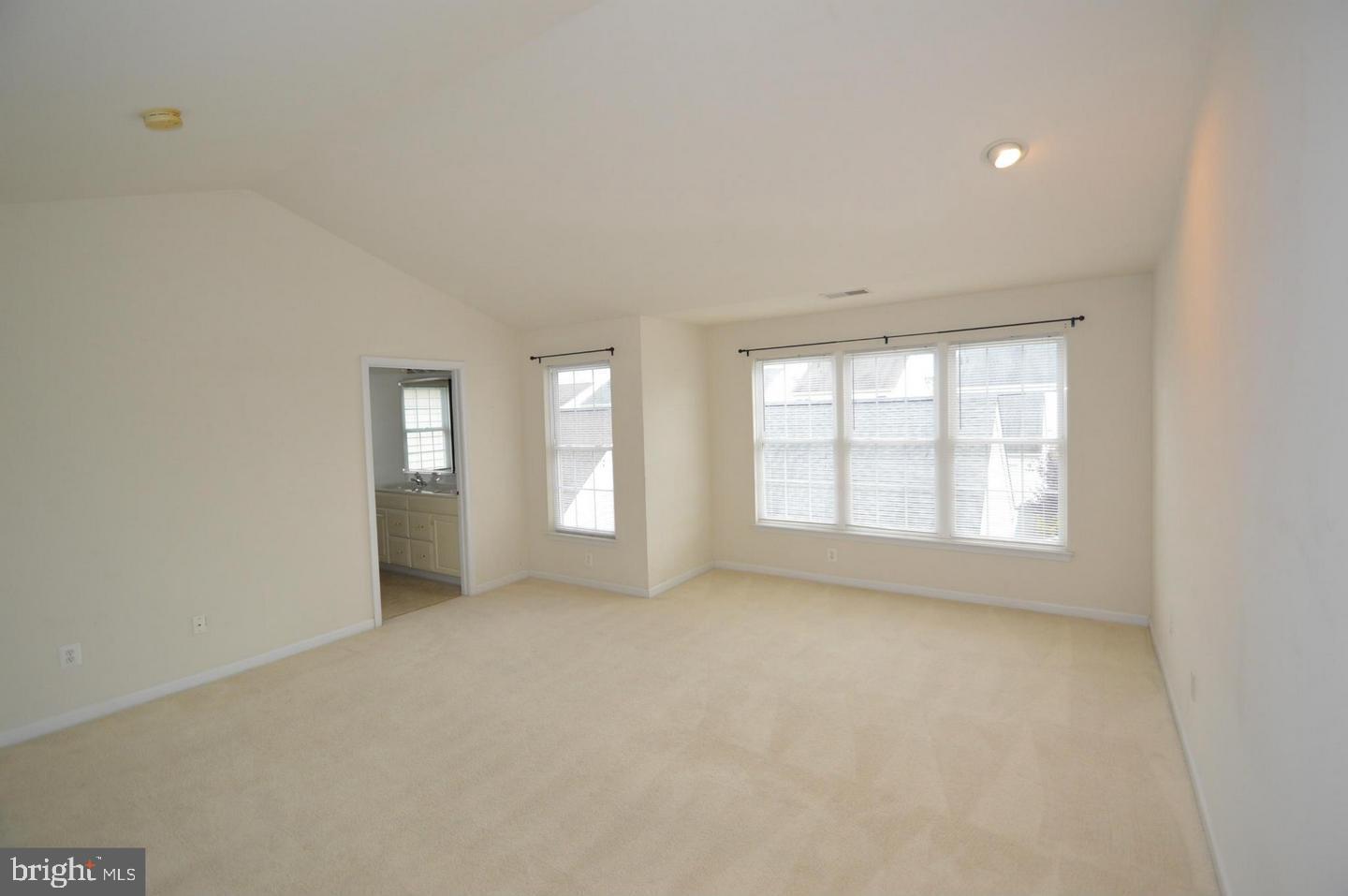 42555 Pelican Drive South Riding, VA 20152 - Photo 12 of 22