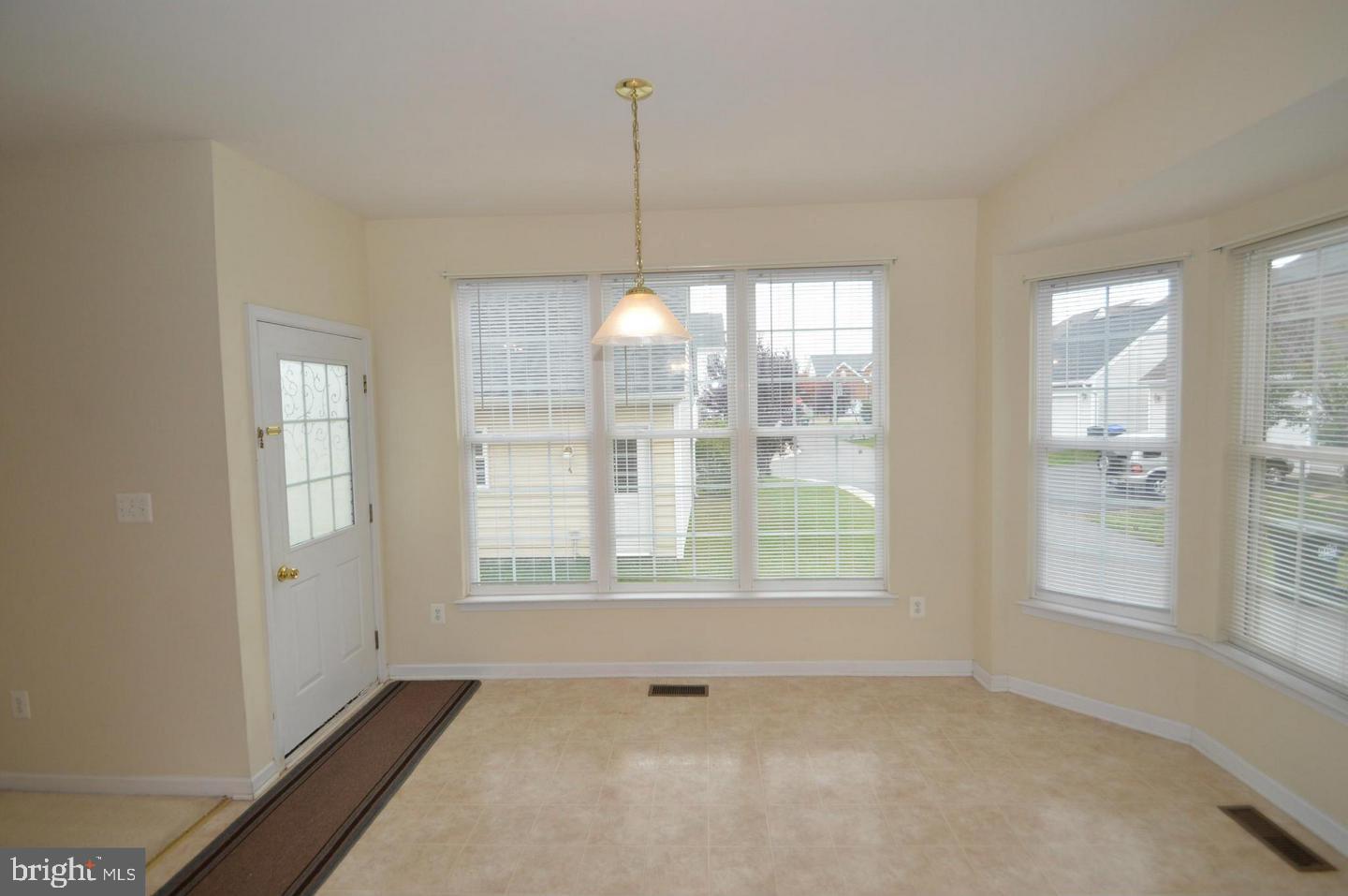 42555 Pelican Drive South Riding, VA 20152 - Photo 10 of 22