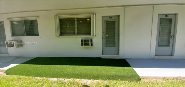 $160,000 | 2000 Northeast 51st Court, Unit 107, Fort Lauderdale, FL 33308