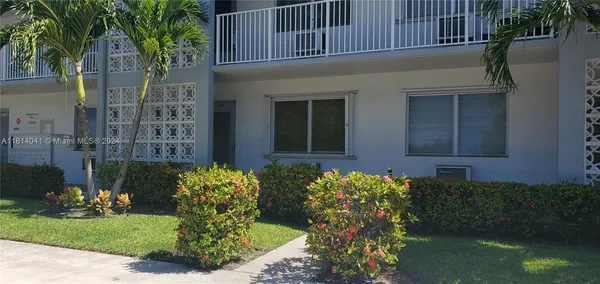 $160,000 | 2000 Northeast 51st Court, Unit 107, Fort Lauderdale, FL 33308