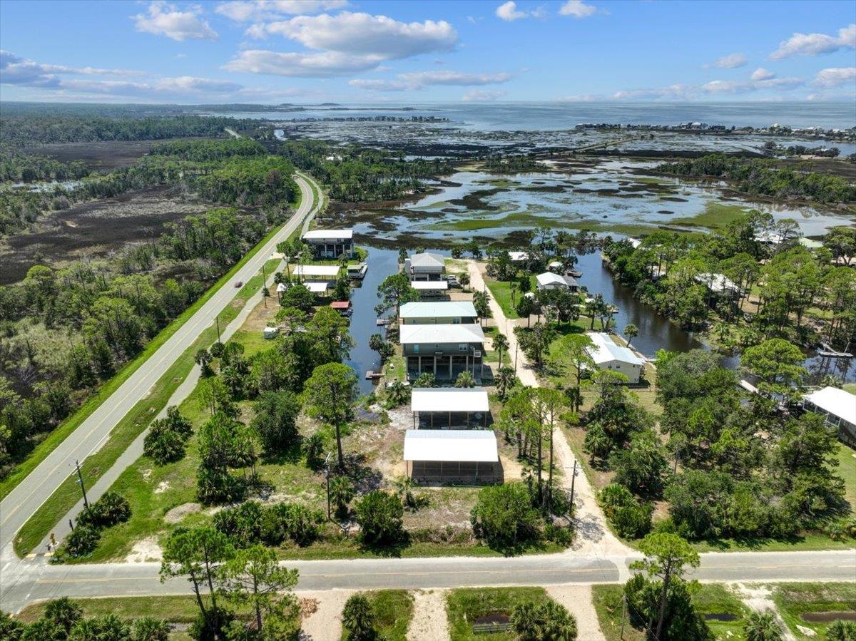 21420 Osprey Circle Perry, FL 32348 - Photo 3 of 20