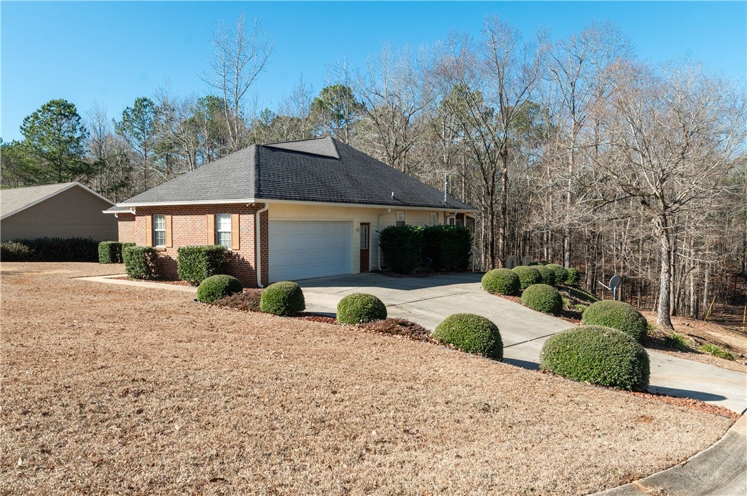 620 Stagecoach Road Dadeville, AL 36853 - Photo 4 of 49 Gallery Image 4