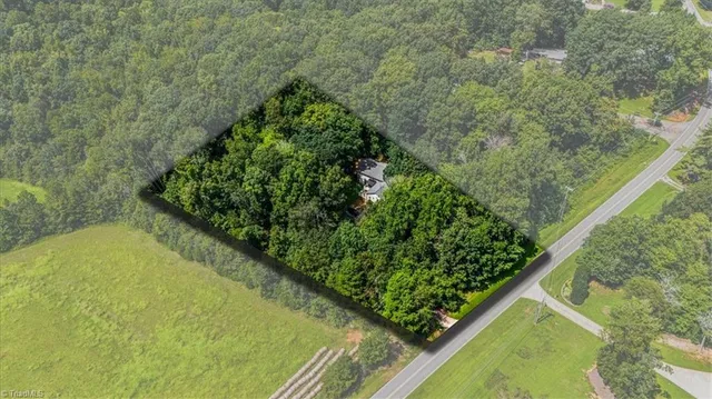 $384,500 | 1973 Old Mountain Road, Thomasville, NC 27360