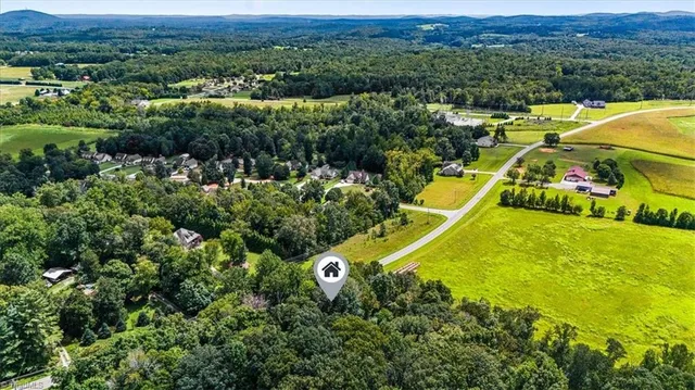 $384,500 | 1973 Old Mountain Road, Thomasville, NC 27360