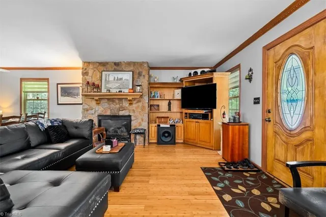 $384,500 | 1973 Old Mountain Road, Thomasville, NC 27360