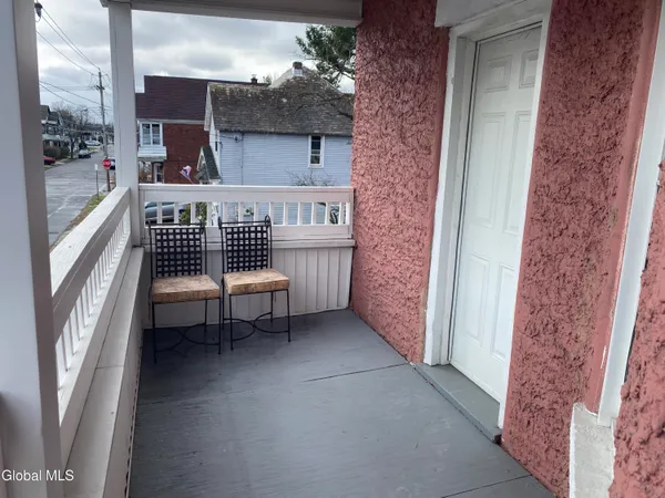 $1,400 | 1130 Pleasant Street, Schenectady, NY 12303