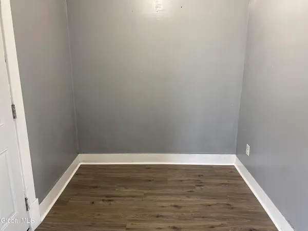 $1,400 | 1130 Pleasant Street, Schenectady, NY 12303