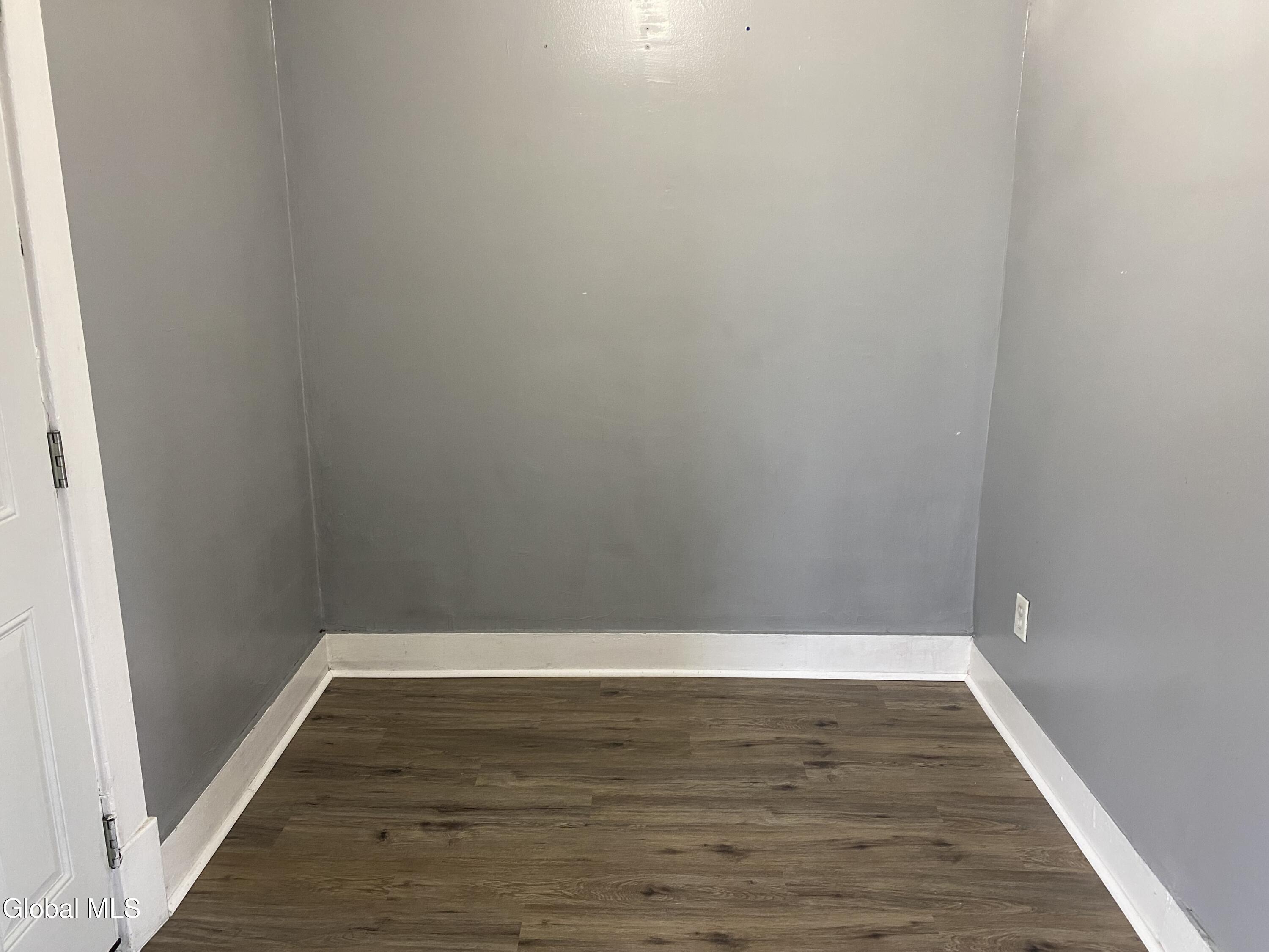 1130 Pleasant Street Schenectady, NY 12303 - Photo 12 of 12 IMG_2602