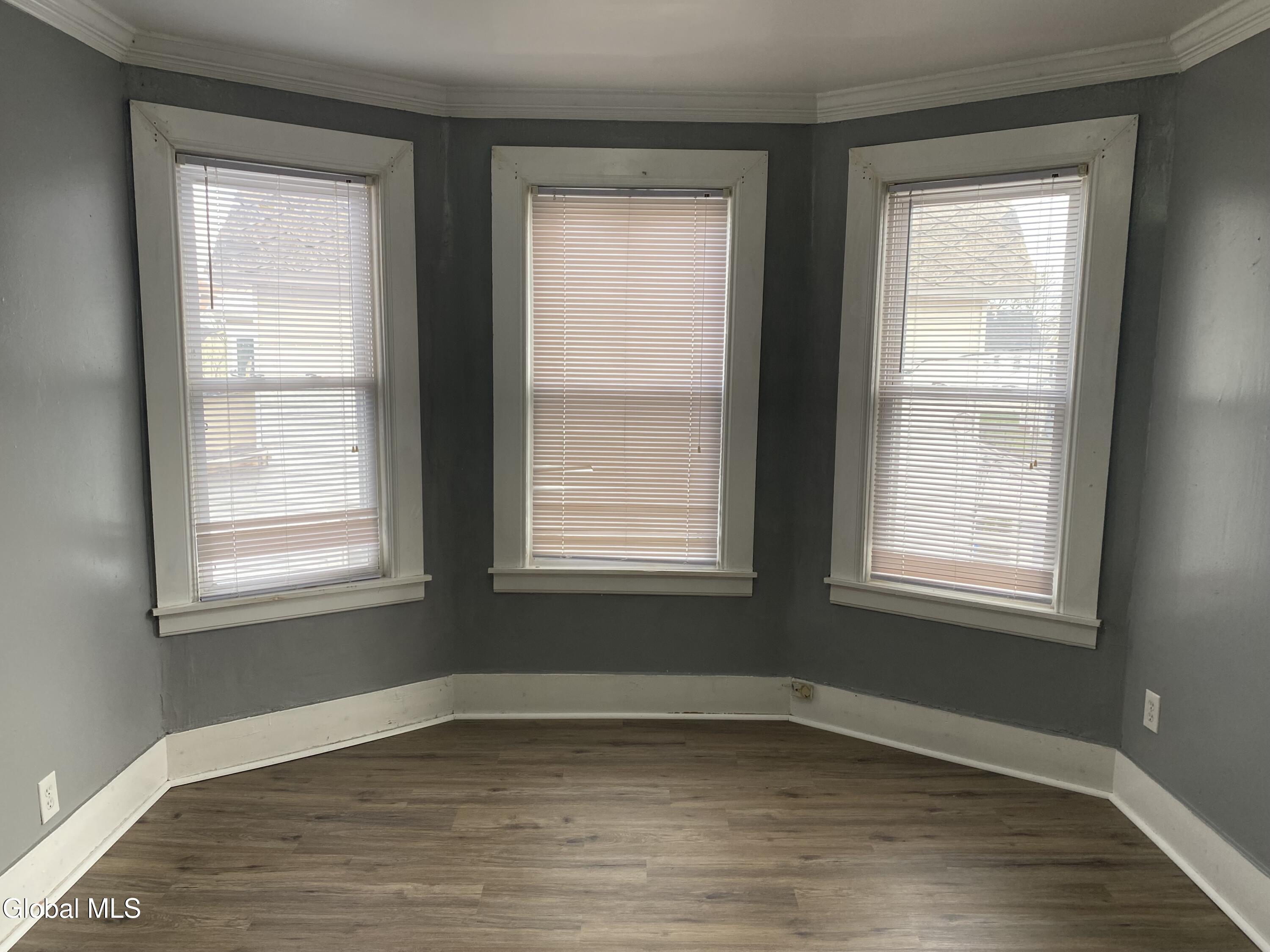 1130 Pleasant Street Schenectady, NY 12303 - Photo 6 of 12 IMG_2604