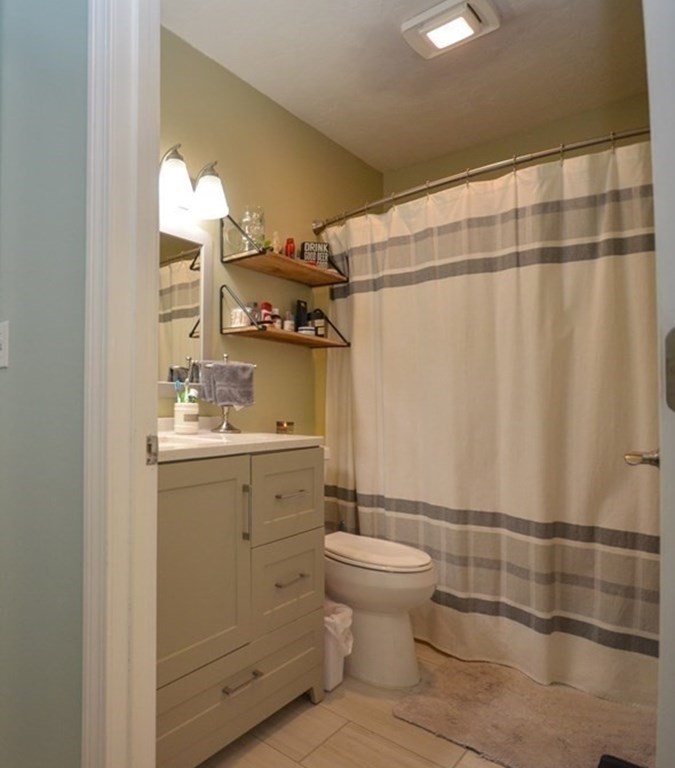 340 Sunderland Road, Unit 46 Worcester, MA 01604 - Photo 17 of 24