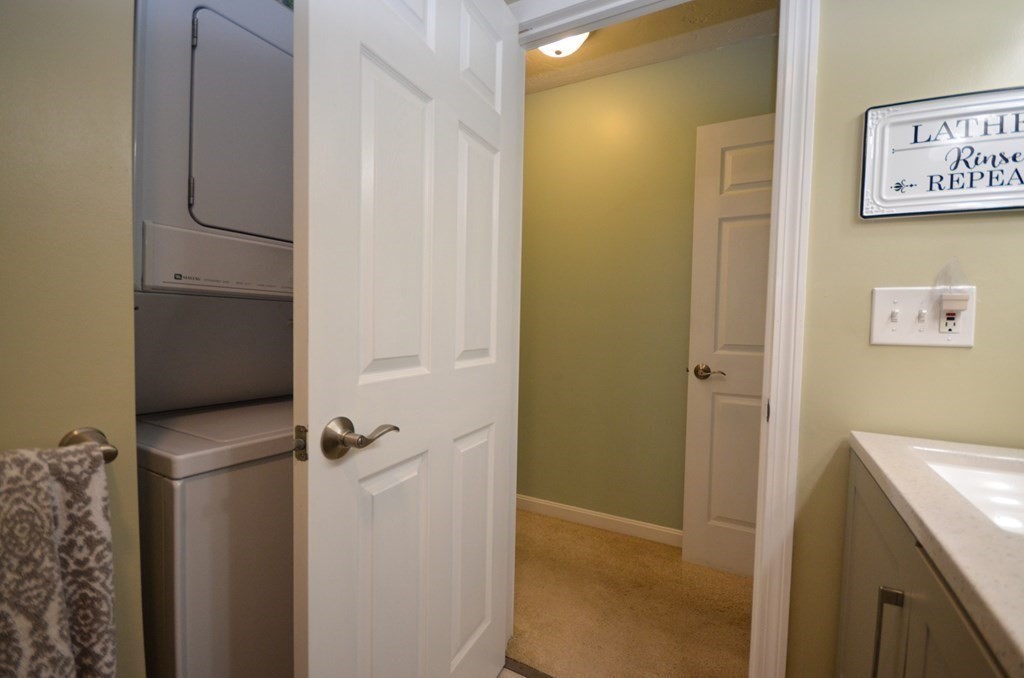 340 Sunderland Road, Unit 46 Worcester, MA 01604 - Photo 18 of 24