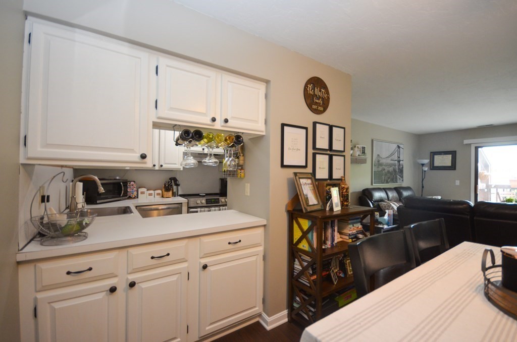340 Sunderland Road, Unit 46 Worcester, MA 01604 - Photo 7 of 24