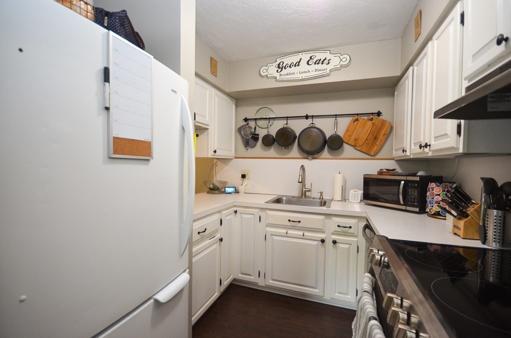340 Sunderland Road, Unit 46 Worcester, MA 01604 - Photo 8 of 24